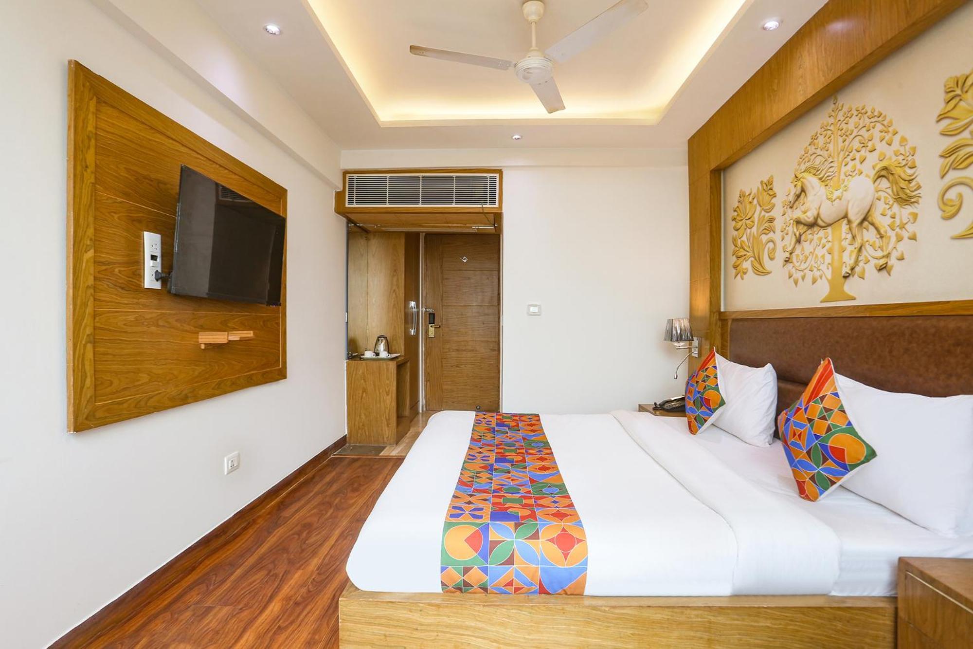 Fabhotel Prime Star 17 - Nr Yashobhoomi Convention Centre Дели Экстерьер фото