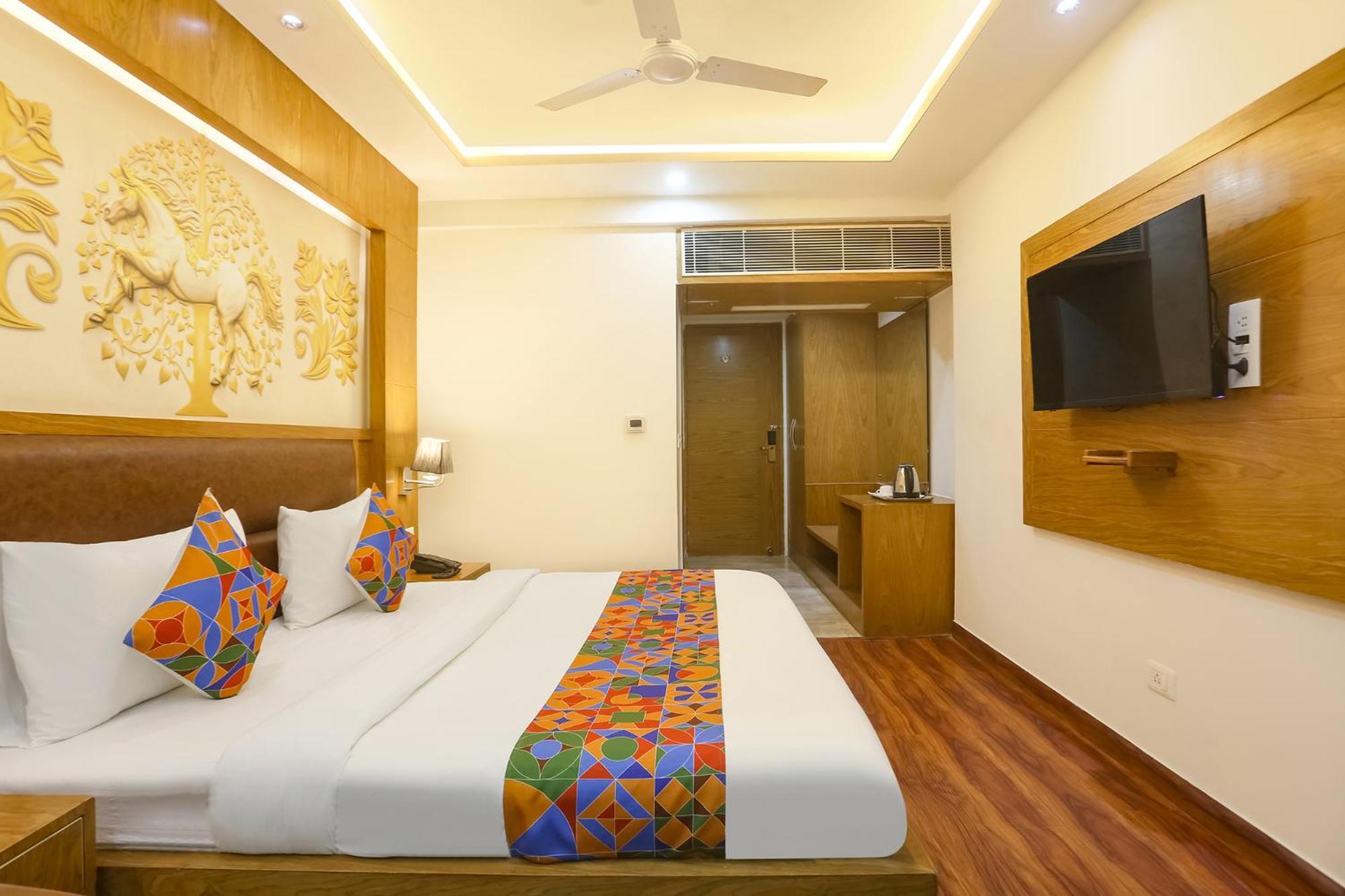 Fabhotel Prime Star 17 - Nr Yashobhoomi Convention Centre Дели Экстерьер фото