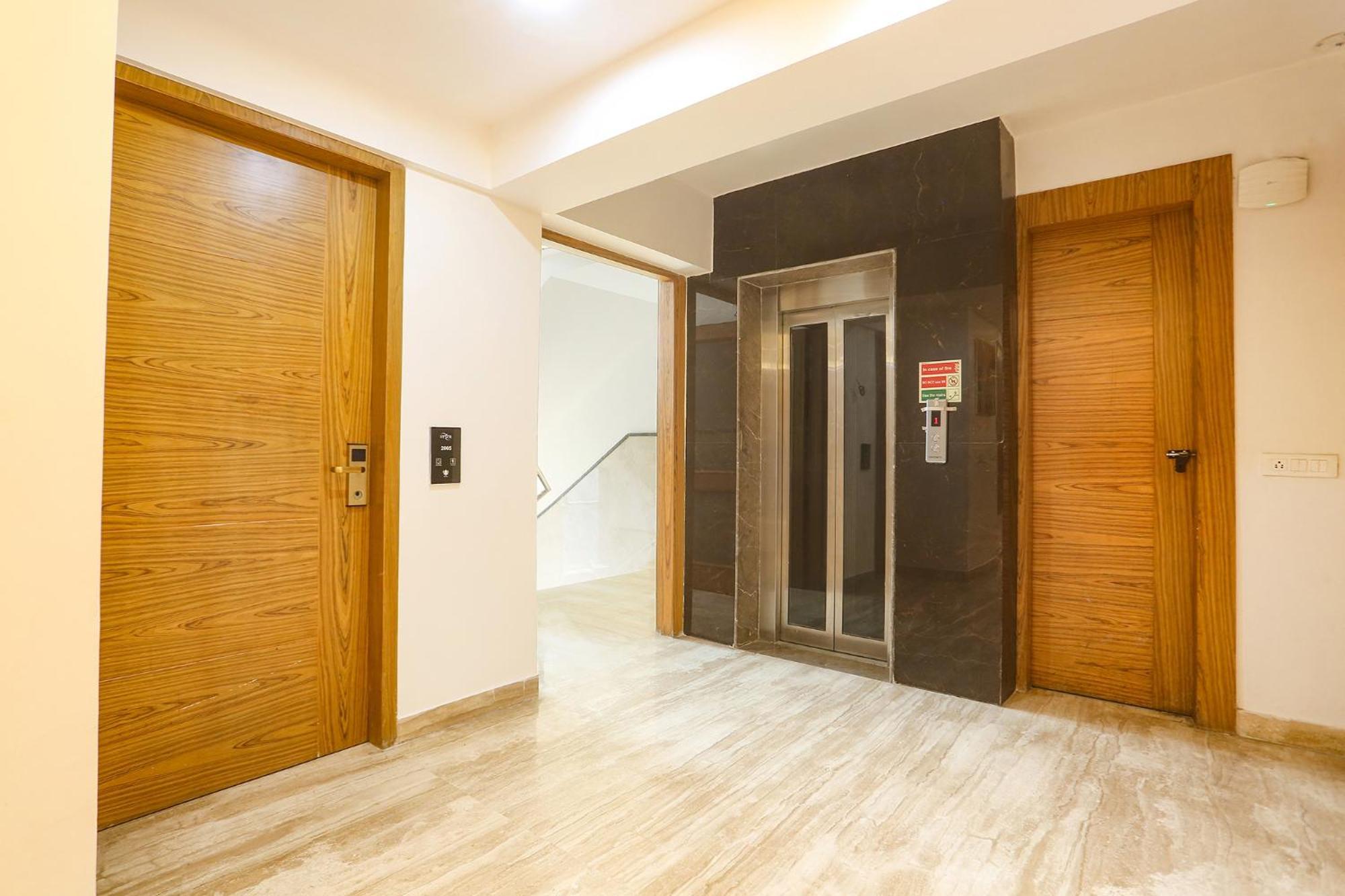 Fabhotel Prime Star 17 - Nr Yashobhoomi Convention Centre Дели Экстерьер фото