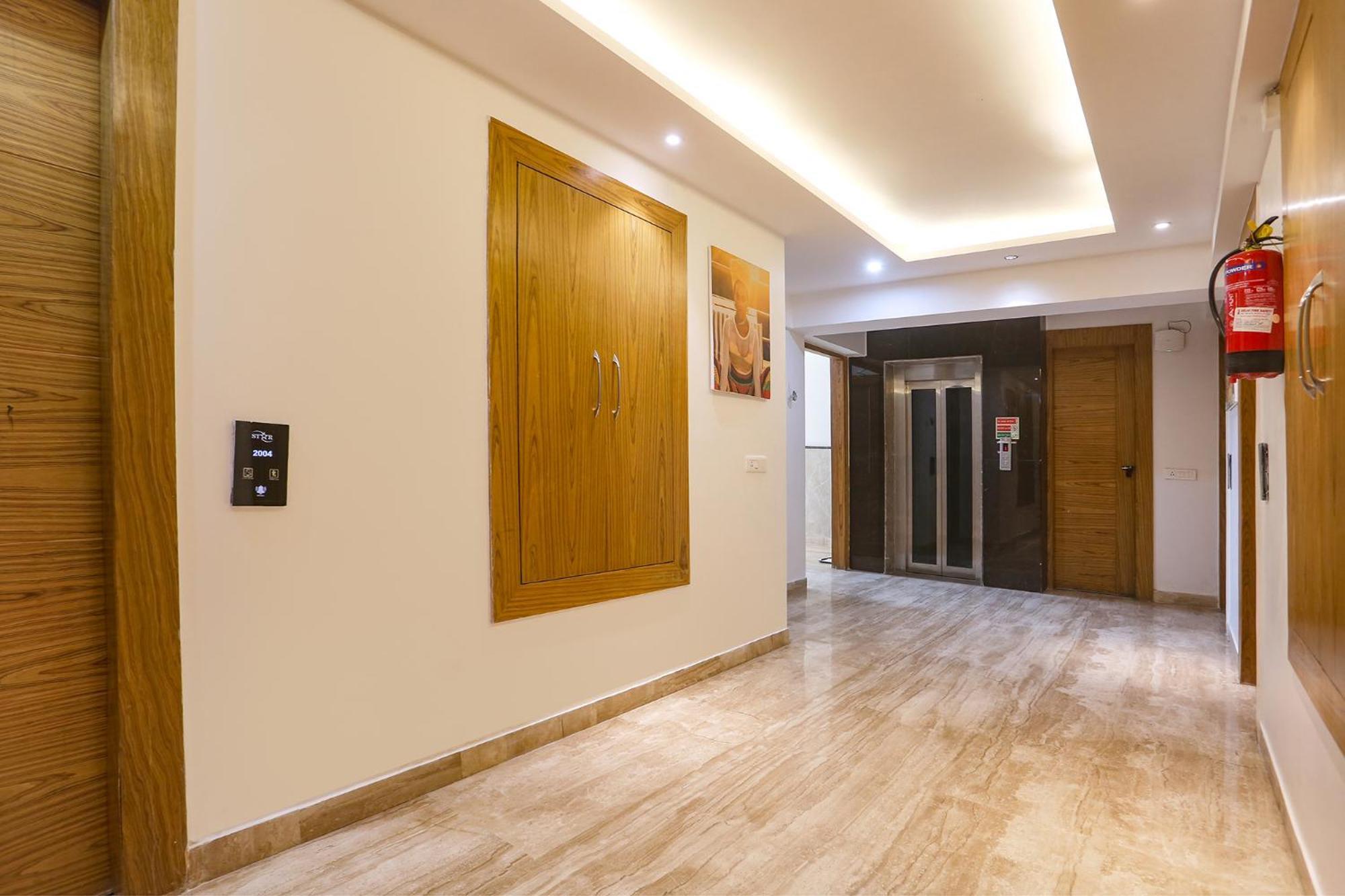 Fabhotel Prime Star 17 - Nr Yashobhoomi Convention Centre Дели Экстерьер фото